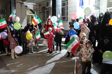 نور افشانی جشن انقلاب به همراه بانگ الله اکبر- کتابخانه استاد دهگان